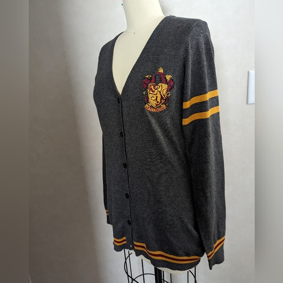 NWT Harry Potter Gryffindor Girls Cardigan - Picture 3 of 12
